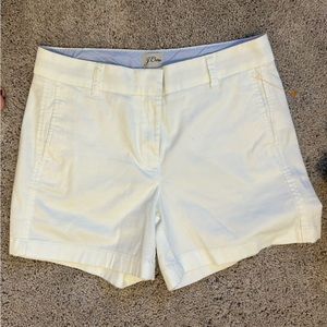 J.Crew white 5 inch chino shorts in size 6, EUC